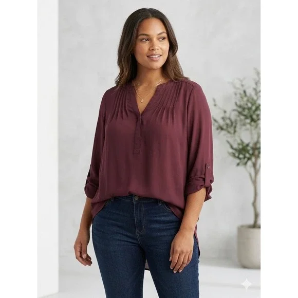 Simply Vera Vera Wang Womens Size Small Burgundy Blouse Pleated V-Neck Roll Tab - Picture 1 of 11